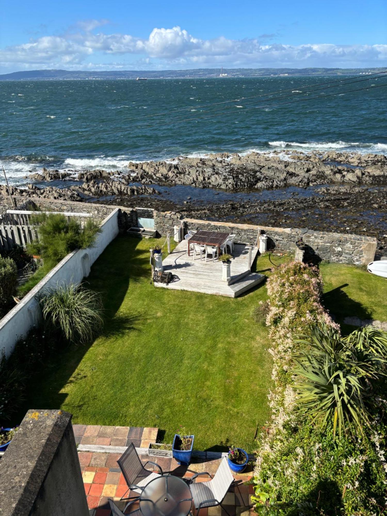 Splash Cottage Beach House With Sea Lapping Garden Bangor Eksteriør billede