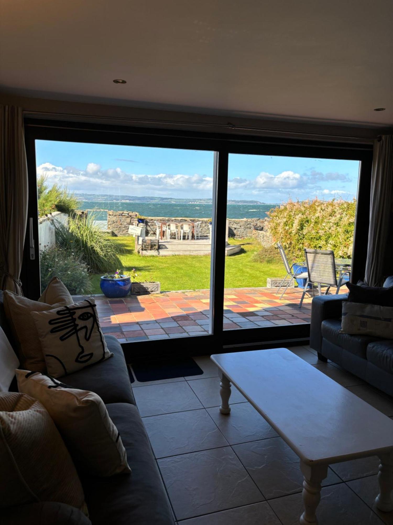 Splash Cottage Beach House With Sea Lapping Garden Bangor Eksteriør billede