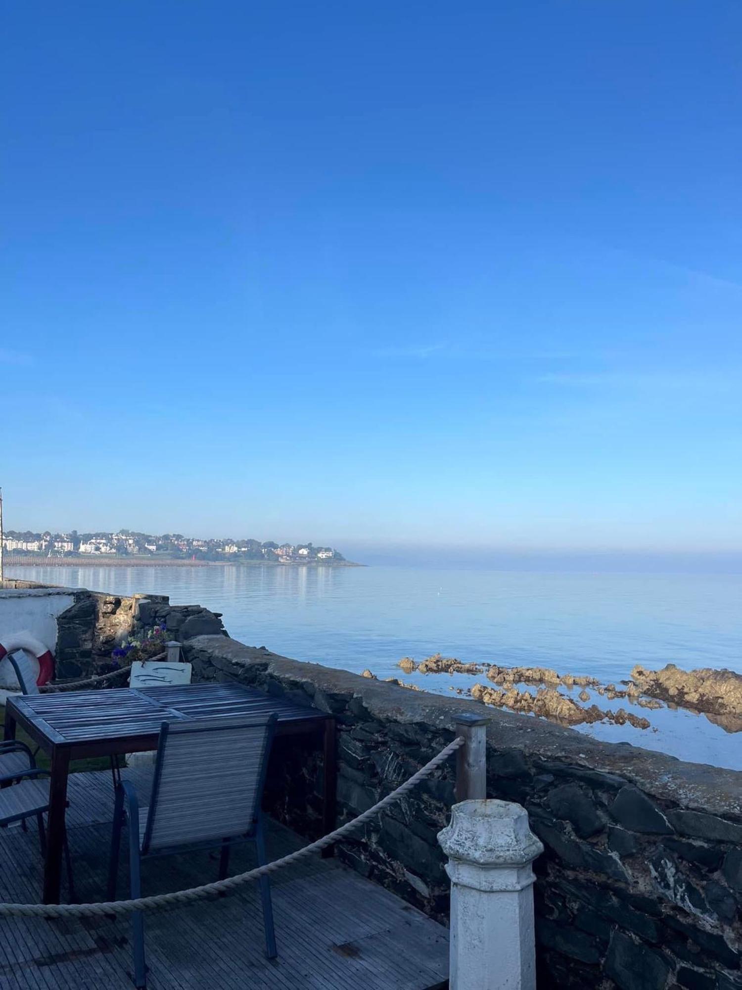 Splash Cottage Beach House With Sea Lapping Garden Bangor Eksteriør billede